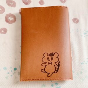 彫るアート ブックカバー